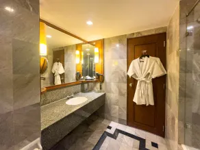 Rembrandt Hotel Bangkok - Bad