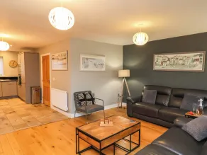 The Beach Retreat - Living area