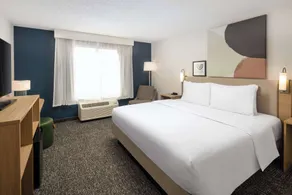 Spark by Hilton Salt Lake City Airport - Chambre