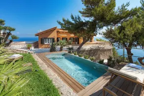 Seafront Collection - Bungalows and Villas - Pool