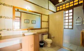 Ayampe Guest House - Bathroom