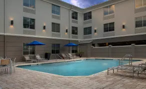 Holiday Inn Express Jacksonville Beach by IHG - Piscina