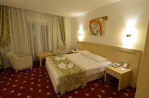 Lamos Resort Hotel & Convention Center - Rum