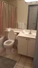 Deluxe Corner Suite - By Elite Suites - Bad