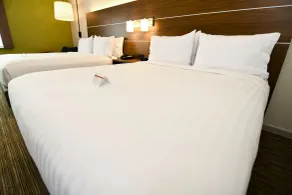 Holiday Inn Express & Suites Port Clinton-Catawba Island by IHG - Zimmer