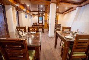 Muscatel Stardust - Chowrasta Mall Road - Restaurang