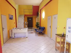 Hostel jo-si - Entrada (vista interior)