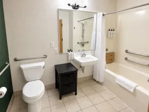 Boothill Inn and Suites - Bathroom