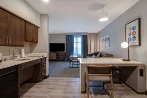 Homewood Suites by Hilton Oak Creek Milwaukee - Rum