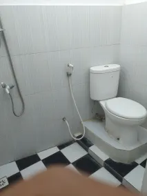 Kenangan Guest House - Baño