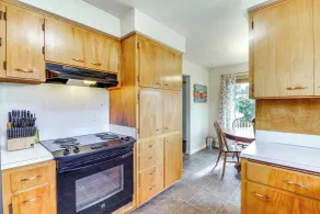 1 Mi to Snoqualmie River: Pet-friendly Getaway - Interior