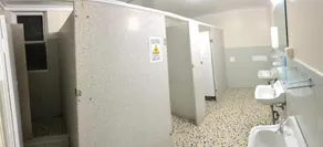 Young Budget Accommodation - Hostel - Bathroom