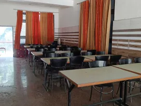 Chandresh Homestay - Restaurang
