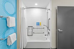 Tru By Hilton Kansas City Airport - Baño
