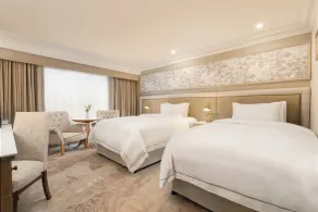 Brooks Hotel - Room