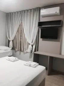 Petri Plaza Hotel - Chambre