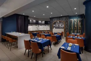 DoubleTree by Hilton Charlotte City Center - Restaurant
