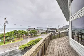 Logan Road Lookout, Lincoln City Home w/ Game Room - Interiør