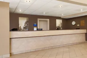 Days Inn by Wyndham Columbus Airport - Réception