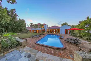 Feather Leaf Inn - Pool