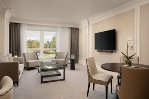 Fairmont Windsor Park - Room