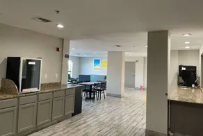 Days Inn by Wyndham Dallas Garland West - Hall