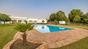 African Sky Harrismith Inn - Piscine