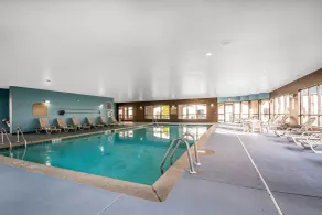 Clarion Inn Elmhurst - Oak Brook near I-88, I-290, I-294 - Piscine