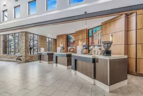 Embassy Suites by Hilton Detroit Metro Airport - Réception