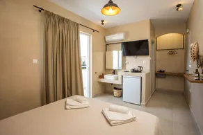 Atma Beach Rooms & Suites - Rom
