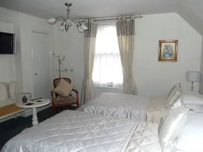 Townhouse Hotel - Room