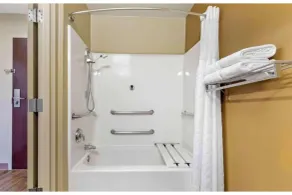 Studio 6 Extended Stay Chicago Vernon Hills Lincolnshire IL - Salle de bain