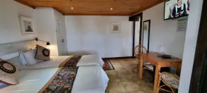 Lagoon Lodge - Room