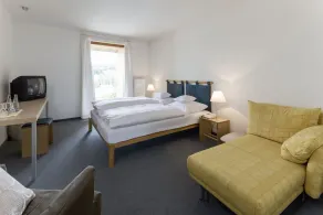 RB Hotel Linde - Chambre