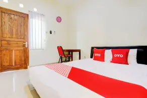 Hotel O Sleman Near Bandara Adi Sutjipto Formerly Joglo Sorogenen - Room