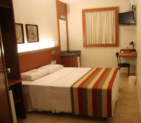 Orion Inn Hotel - Zimmer