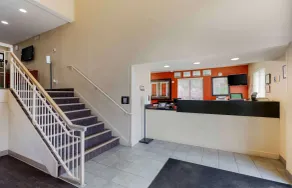 Studio 6 Suites Greenville, SC - Haywood Mall - Lobby
