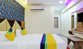 Hotel RK Palace - Quarto