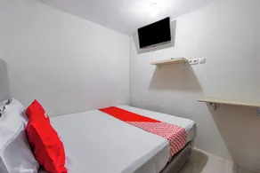 OYO 93526 Homely Syariah - Habitación