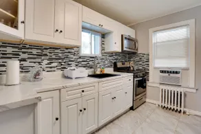 11 Mi to Manhattan: Pet-Friendly Duplex w/ Yard! - Interiør