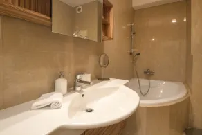 Luxurious Apartment near Prague Castle - Badezimmer