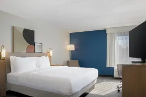 CLT Airport Inn & Suites - Room