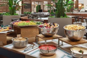 Embassy Suites by Hilton Cleveland Rockside - Restaurant
