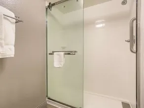 La Quinta by Wyndham Baltimore BWI Airport - Salle de bain