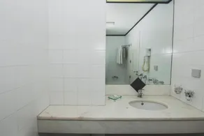 Apartamentos Turisticos Avenue Park - Bathroom