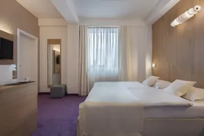 City Park Hotel - Room