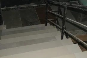 Dipankar House - Escalier
