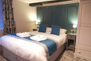 Furzeleigh Mill Inn - Room