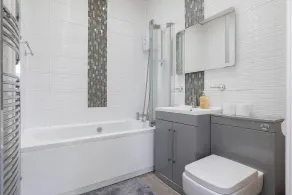 Edinburgh Beach Apartment Free On-street Parking - Baño