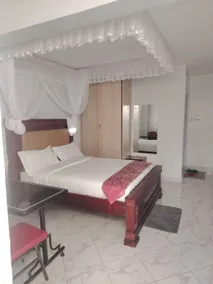 J & J Olosho Hotel - Room